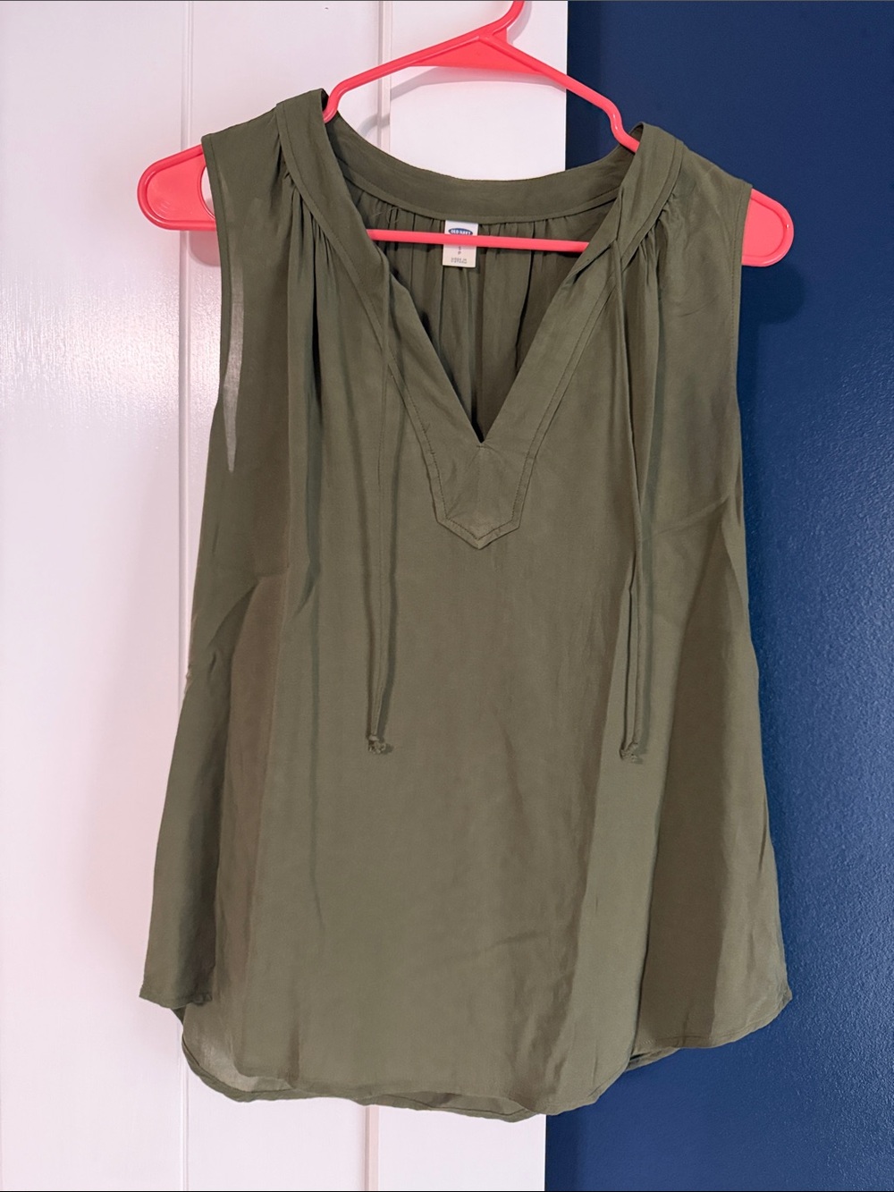 Old Navy Olive Green Sleeveless V-Neck Tank with Tie